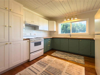 683 Green Road - 5