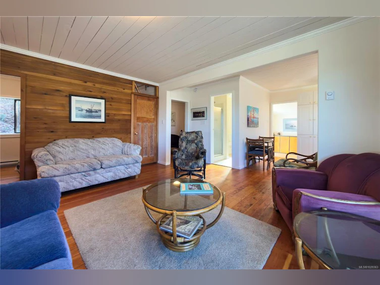 683 Green Road, Quadra Island, BC, V0P 1N0 - 2