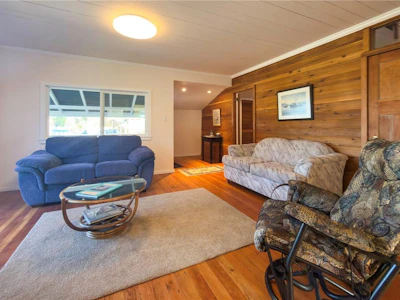 683 Green Road - 3