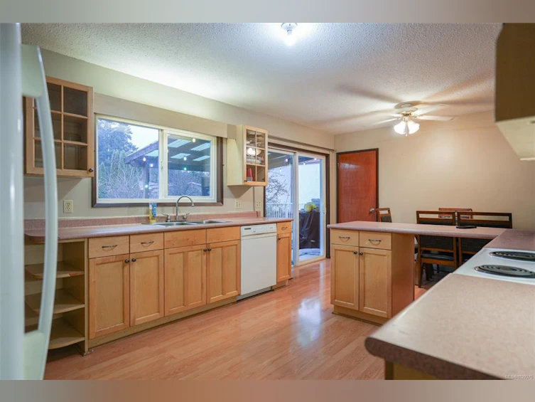 5908 Becker Place, Port Alberni, BC, V9Y 8R7 - 3