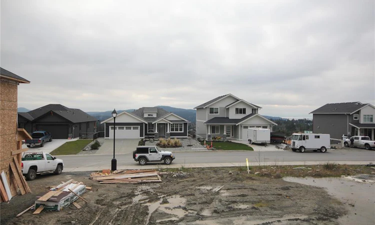 2572 Nickson Way