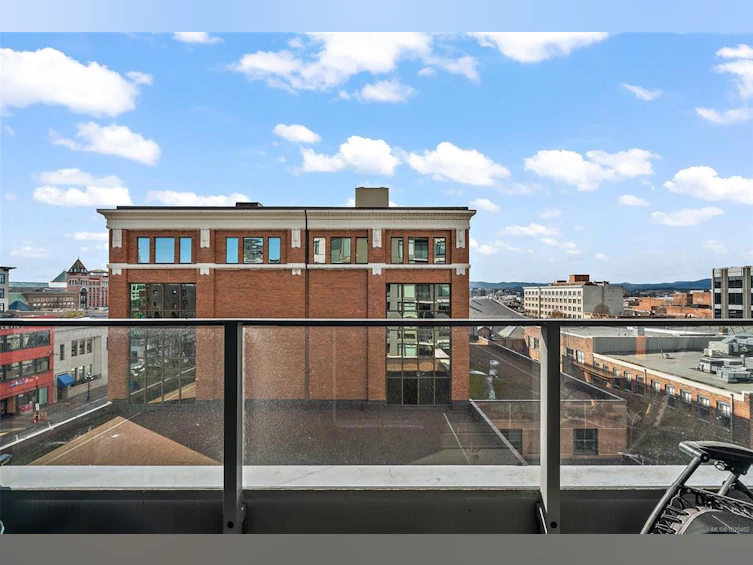 610-728 Yates Street, Victoria, BC, V8W 0C8 - 10