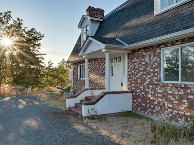4589 Blenkinsop Road - 3