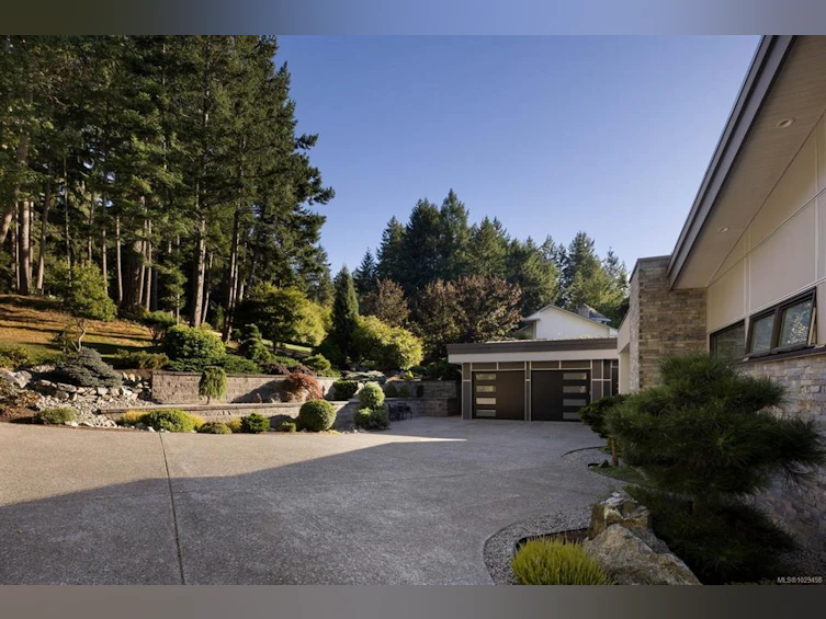 568 Lands End Road, North Saanich, BC, V8L 5K9 - 30