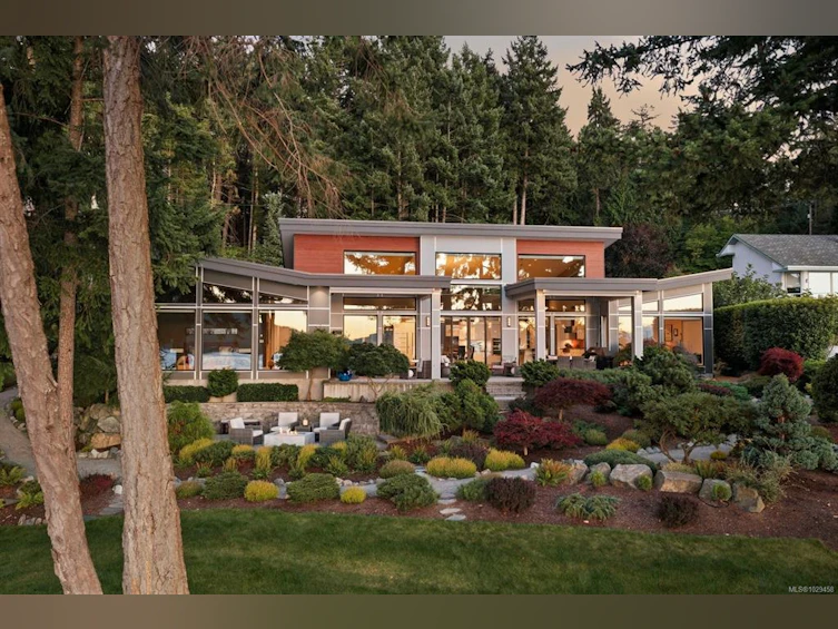 568 Lands End Road, North Saanich, BC, V8L 5K9 - 3