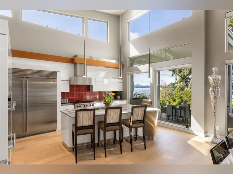 568 Lands End Road, North Saanich, BC, V8L 5K9 - 8
