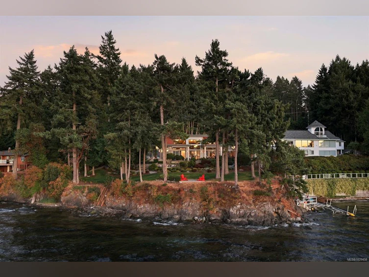 568 Lands End Road, North Saanich, BC, V8L 5K9 - 4