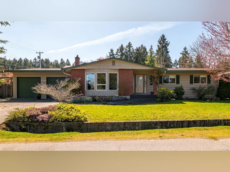 1700 Glen Road, Cowichan Bay, BC, V0R 1N1