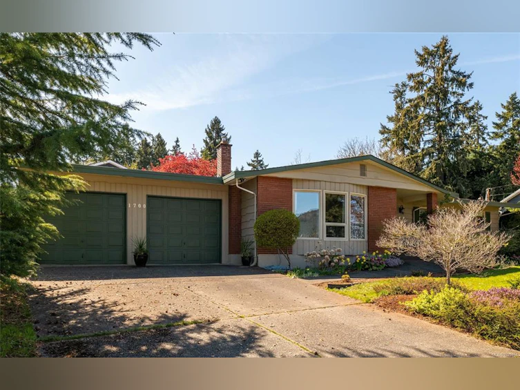 1700 Glen Road, Cowichan Bay, BC, V0R 1N1 - 2