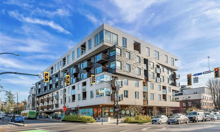 405-1033 Cook Street