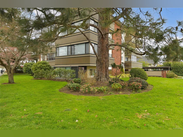 401-2535 Cadboro Bay Road, Oak Bay, BC, V8R 5J1 - 56