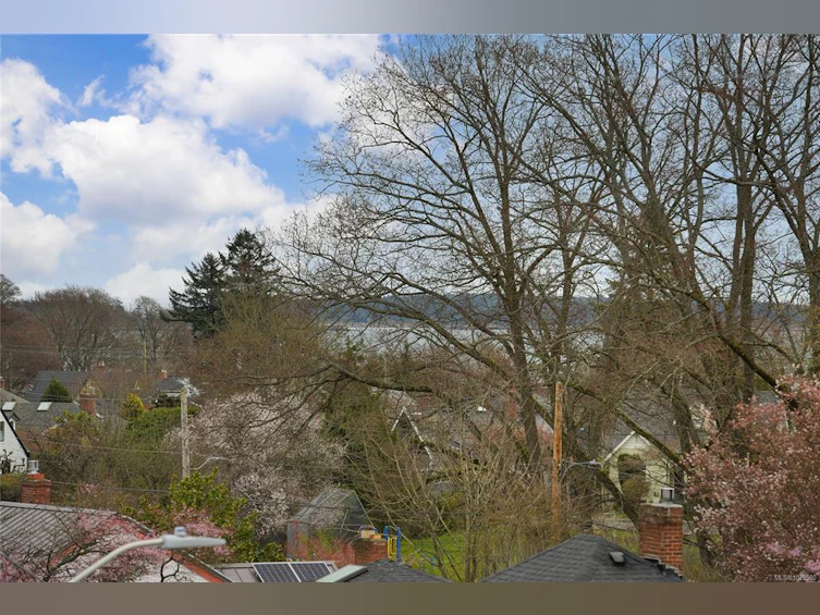 401-2535 Cadboro Bay Road, Oak Bay, BC, V8R 5J1 - 27