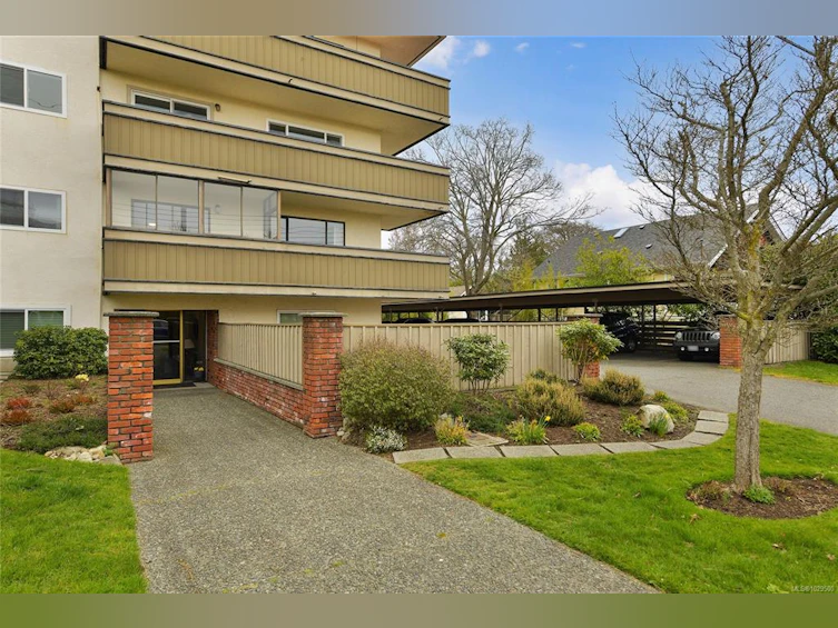 401-2535 Cadboro Bay Road, Oak Bay, BC, V8R 5J1 - 57