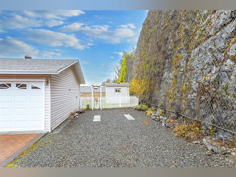 46 Eagle Lane, View Royal, BC, V9A 7M2 - 41