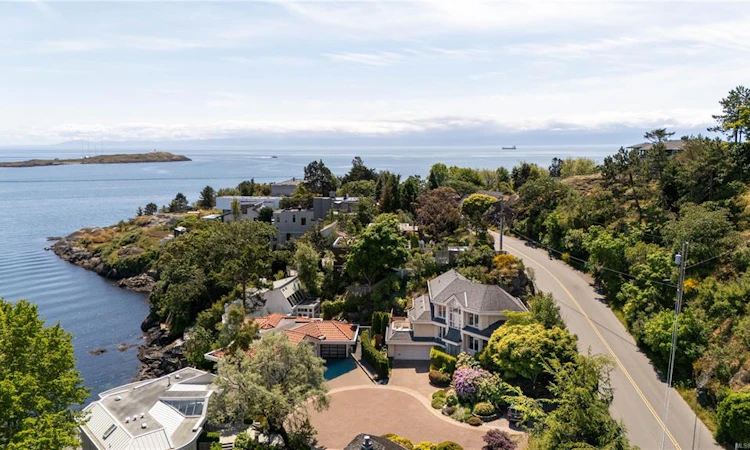 335 King George Terrace