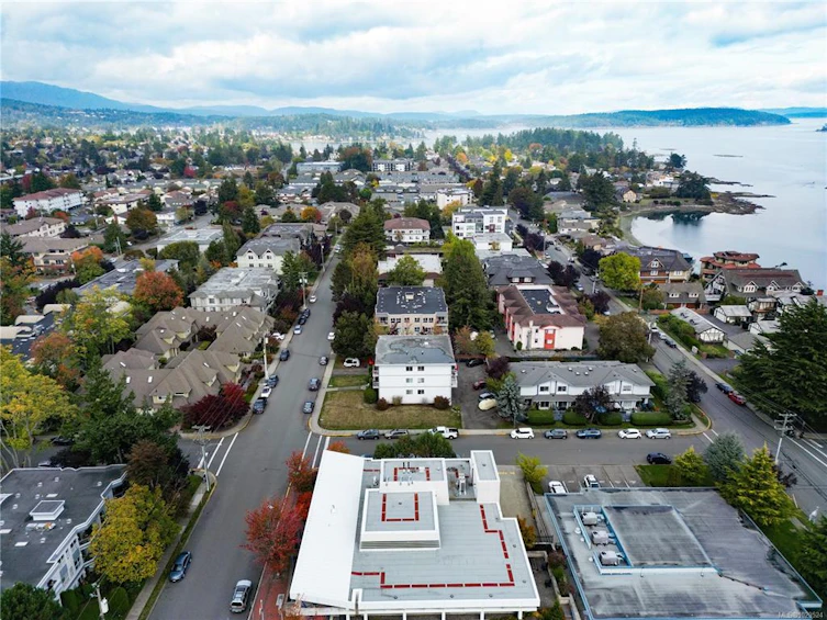 206-9919 Fourth Street, Sidney, BC, V8L 2Z6 - 37