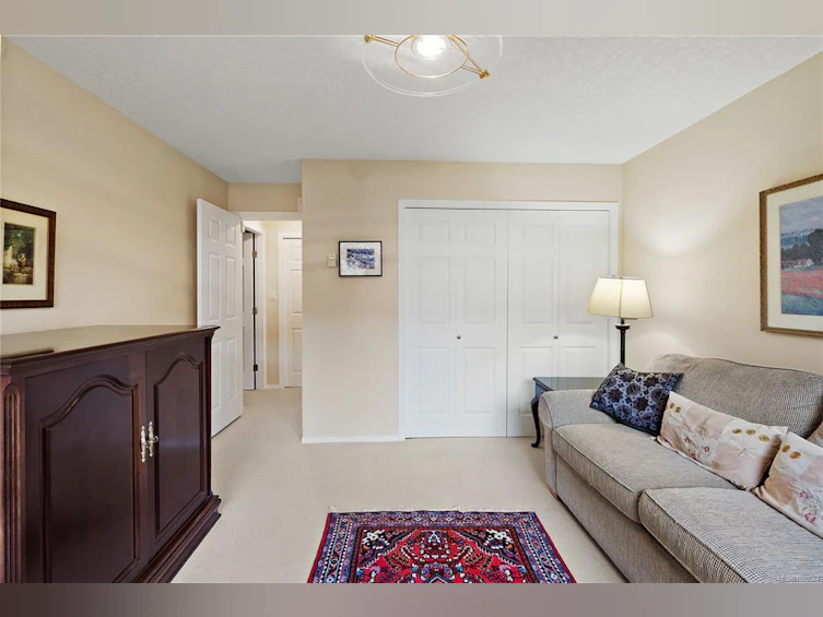 206-9919 Fourth Street, Sidney, BC, V8L 2Z6 - 15