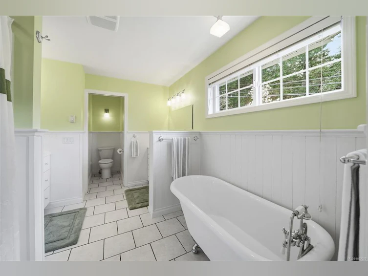 3259 Dolphin Drive, Nanoose, BC, V9P 9J1 - 40