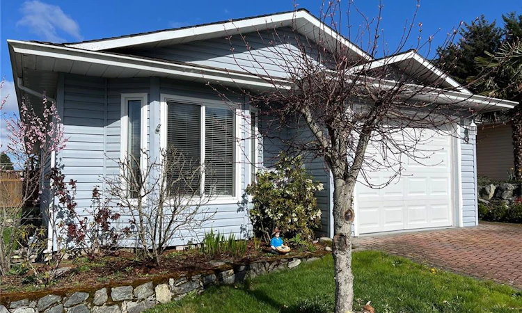 82 Wolf Lane