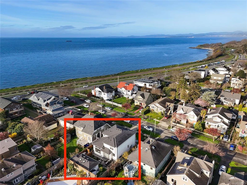 25 Howe Street, Victoria BC V8V 4K2