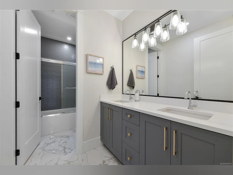 25 Howe Street, Victoria, BC, V8V 4K2 - 69