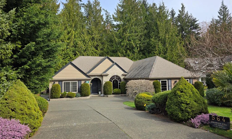 564 Hazelwood Place