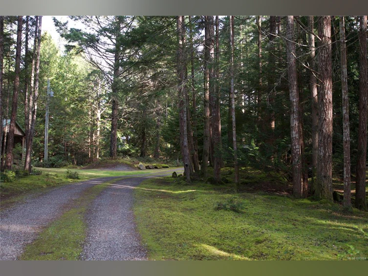 765 Horseshoe Road, Gabriola Island, BC, V0R 1X3 - 21