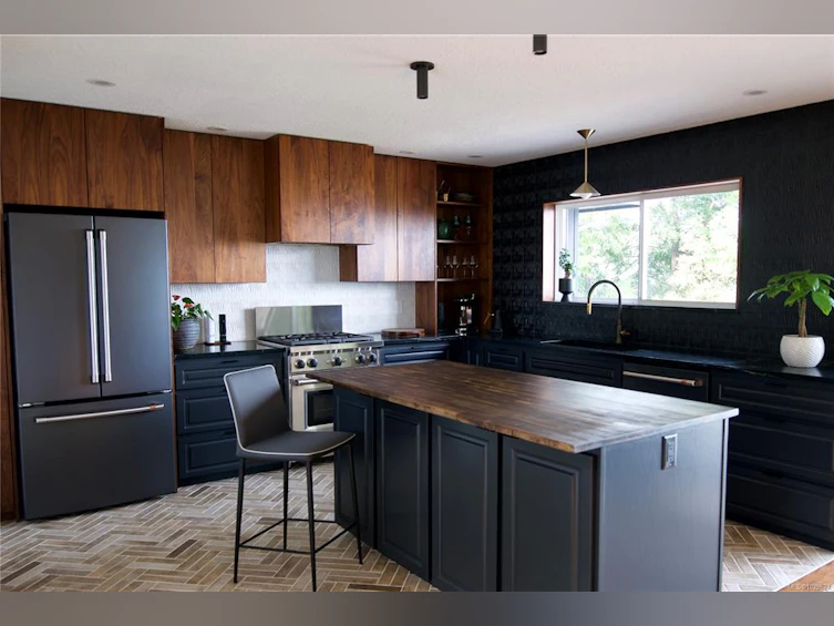 765 Horseshoe Road, Gabriola Island, BC, V0R 1X3 - 3