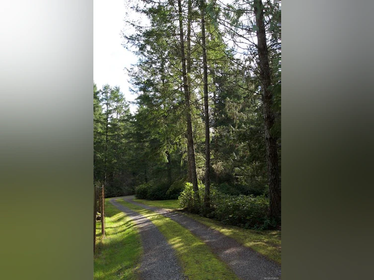 765 Horseshoe Road, Gabriola Island, BC, V0R 1X3 - 38