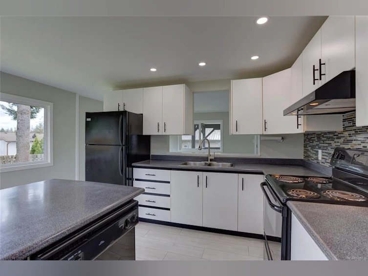 129 Johel Road, Lake Cowichan, BC, V0R 2G0 - 5