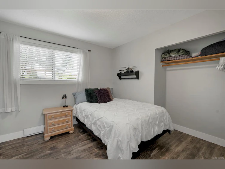 241 S Alder Street, Campbell River, BC, V9W 2M9 - 34