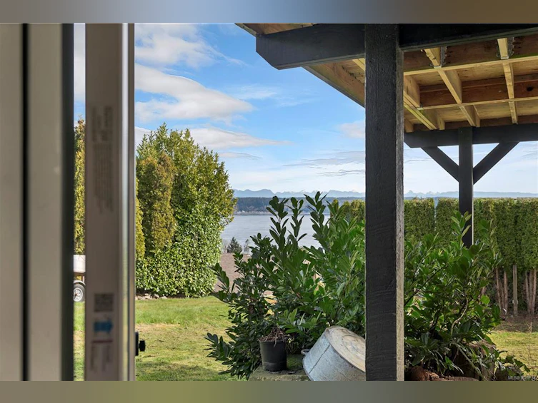 241 S Alder Street, Campbell River, BC, V9W 2M9 - 59