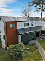 241 Alder Street S