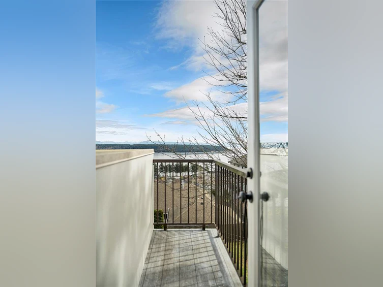241 S Alder Street, Campbell River, BC, V9W 2M9 - 23