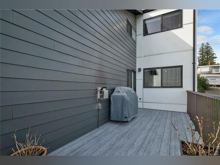 241 S Alder Street, Campbell River, BC, V9W 2M9 - 48