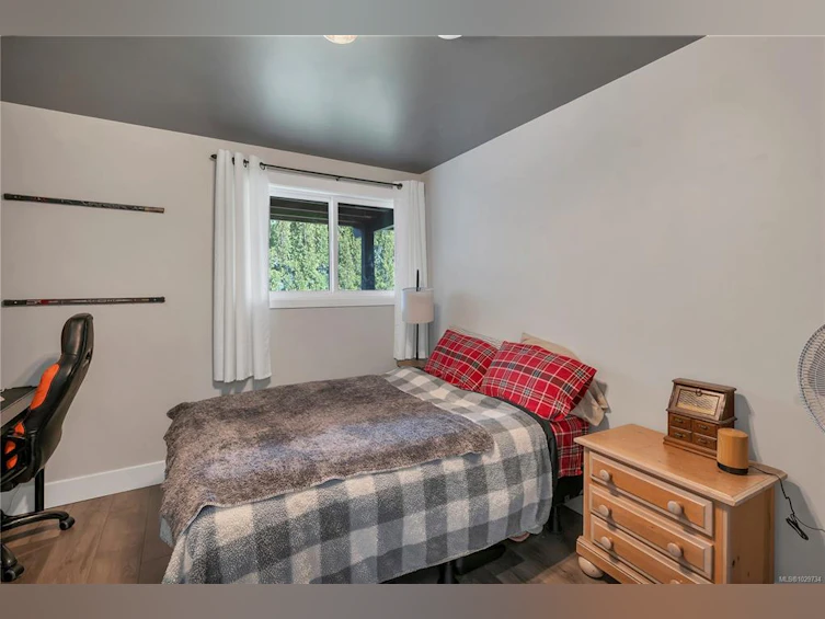 241 S Alder Street, Campbell River, BC, V9W 2M9 - 42