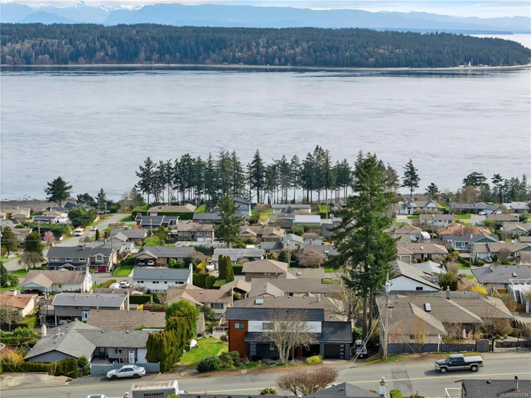 241 S Alder Street, Campbell River, BC, V9W 2M9 - 74