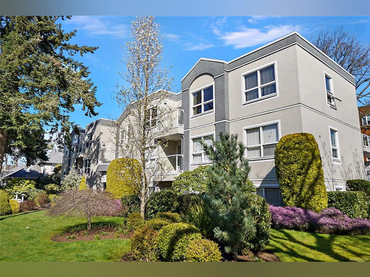 305-9861 Fifth Street, Sidney, BC, V8L 2X5 - 6