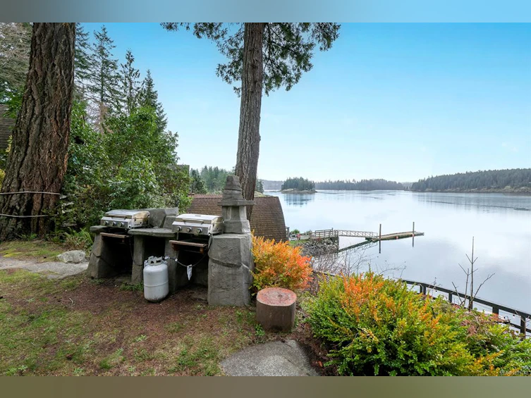 774 Cliffe Road, Quadra Island, BC, V0P 1N0 - 31
