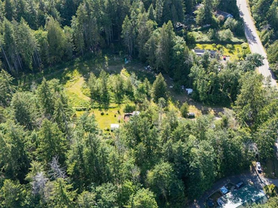 Lot B W Island Highway - 2