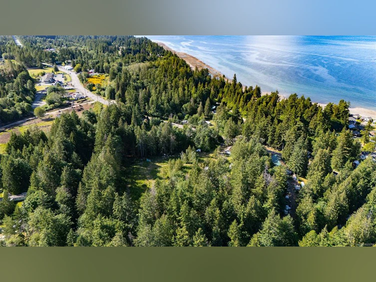 Lot C W Island Highway, Bowser/Deep Bay, BC, V0R 1G0