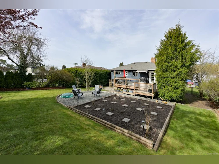 3855 Seaton Street, Saanich, BC, V8Z 3W7 - 68