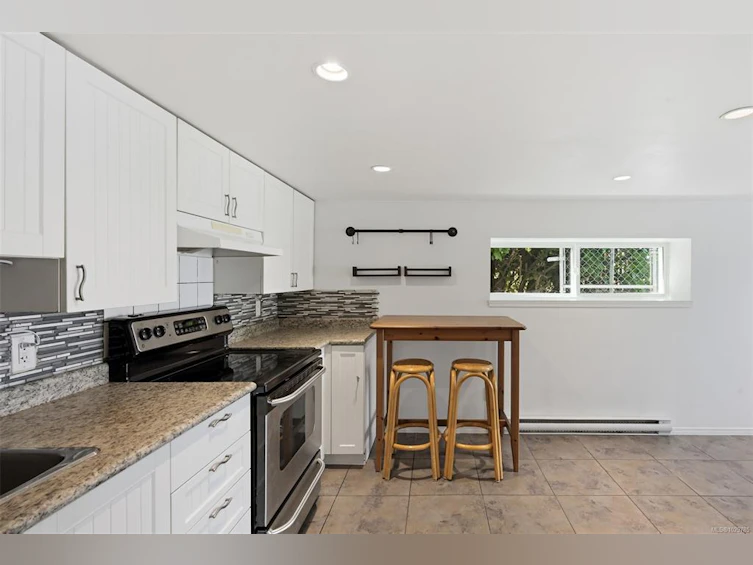 3855 Seaton Street, Saanich, BC, V8Z 3W7 - 44