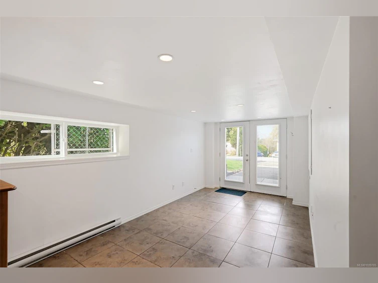 3855 Seaton Street, Saanich, BC, V8Z 3W7 - 41