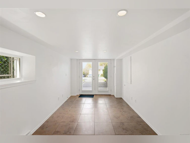 3855 Seaton Street, Saanich, BC, V8Z 3W7 - 45