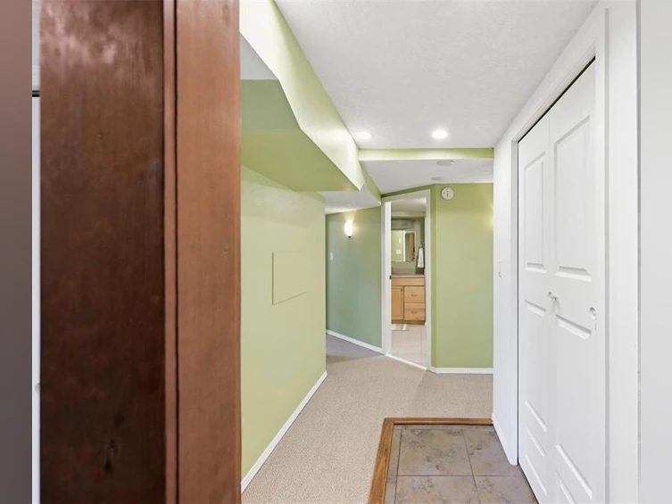 3855 Seaton Street, Saanich, BC, V8Z 3W7 - 48