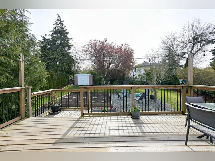 3855 Seaton Street, Saanich, BC, V8Z 3W7 - 61