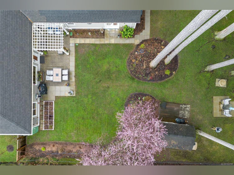 3936 Creekside Drive, Bowser/Deep Bay, BC, V0R 1G0 - 50