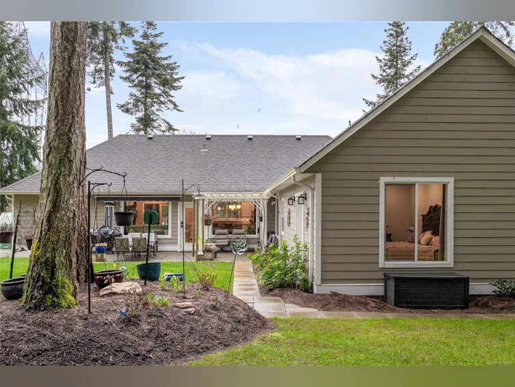 3936 Creekside Drive, Bowser/Deep Bay, BC, V0R 1G0 - 35