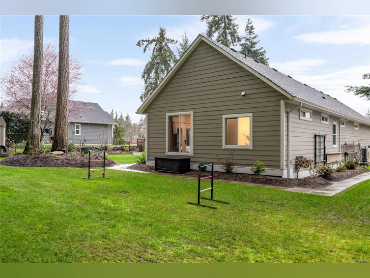 3936 Creekside Drive, Bowser/Deep Bay, BC, V0R 1G0 - 36